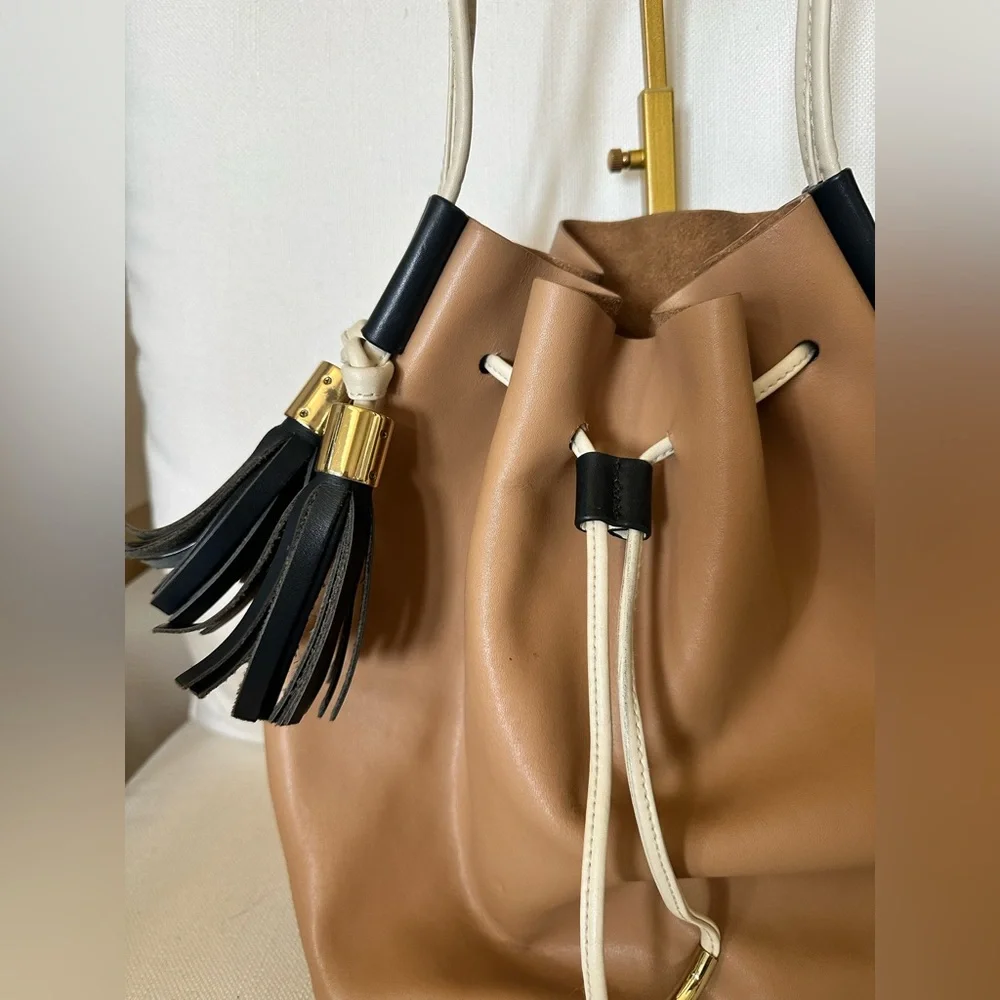 Vince Camuto Lorin Drawstring Leather Bucket Bag